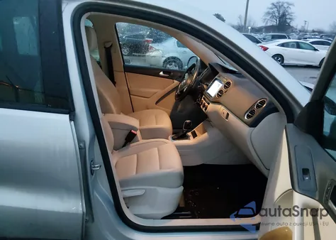 2014 Volkswagen Tiguan Se из США, поврежденный, VIN WVGBV3AX5EW618003